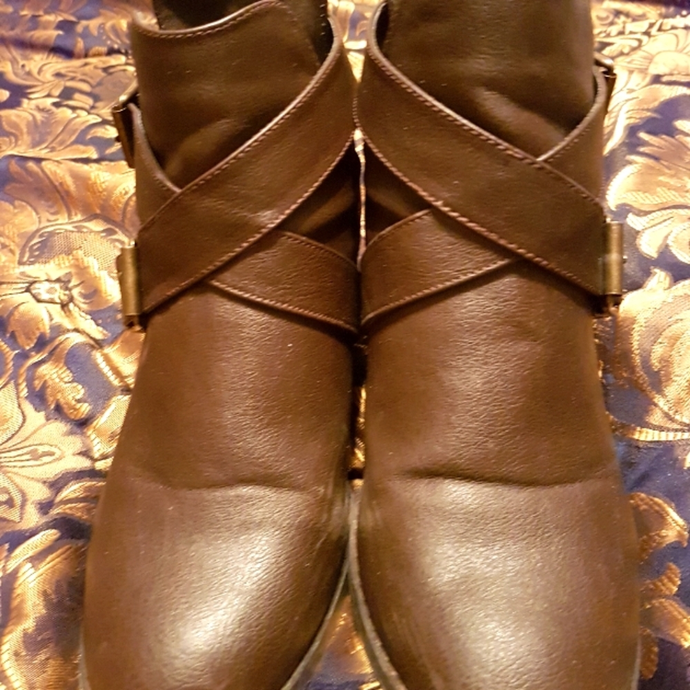 COPY - Sz 9 Brown Breckelle's Booties